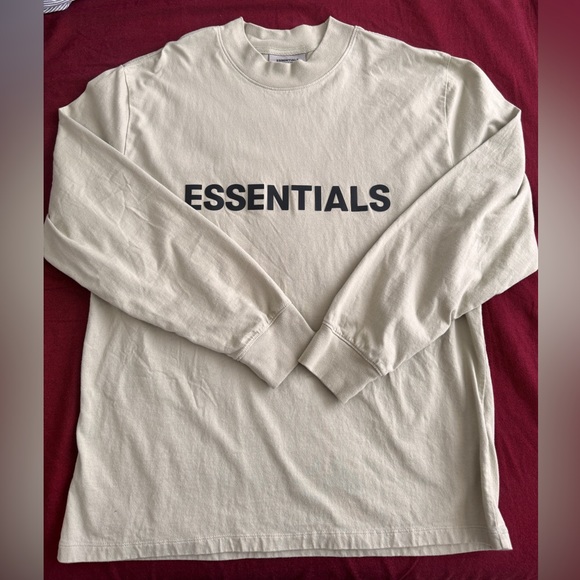 ESSENTIALS sage green sweatshirt - Picture 3 of 5